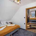 Riverhut - Skywalk - Blisko Do Szlakow Tpn Wiktorowki, Rusinowa Polana , Gesia Szyja , Brzeziny , Psia Trawka , Toporowa Cyrhla , Murowaniec , Hala Gasienicowa * Ciche Małe