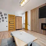 Riverhut - Skywalk - Blisko Do Szlakow Tpn Wiktorowki, Rusinowa Polana , Gesia Szyja , Brzeziny , Psia Trawka , Toporowa Cyrhla , Murowaniec , Hala Gasienicowa 木屋 *