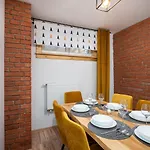 Riverhut - Skywalk - Blisko Do Szlakow Tpn Wiktorowki, Rusinowa Polana , Gesia Szyja , Brzeziny , Psia Trawka , Toporowa Cyrhla , Murowaniec , Hala Gasienicowa * Ciche Małe