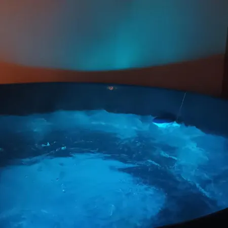 Riverhut - Sauna & Jacuzzi *