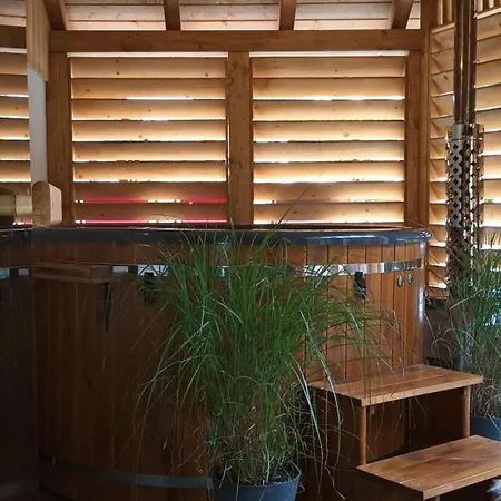 Riverhut - Sauna & Jacuzzi *